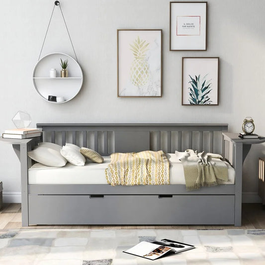 Trundle Bed: Twin Daybed with Trundle