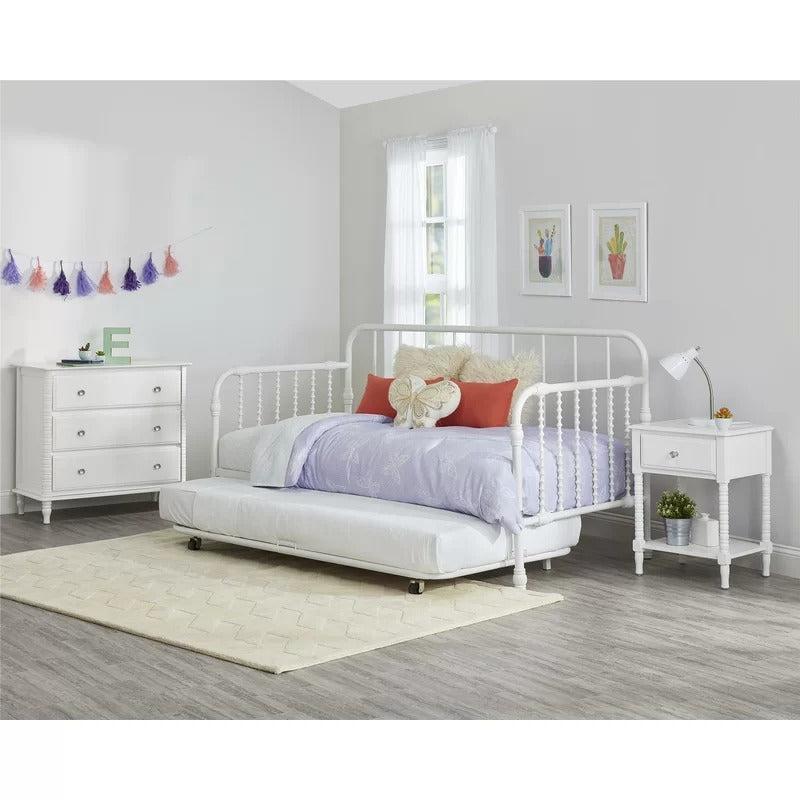 Trundle Bed: Twin Metal Daybed with Trundle