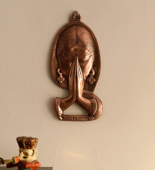 Wall Art: Iron Welcome Lady Wall Art In Brown Color